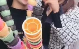卖冰淇淋的小姐姐吃冰,卖冰淇淋小姐姐的甜蜜挑战