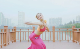 古典舞蹈小姐姐独舞视频,小姐姐独舞之美，传承千年文化魅力